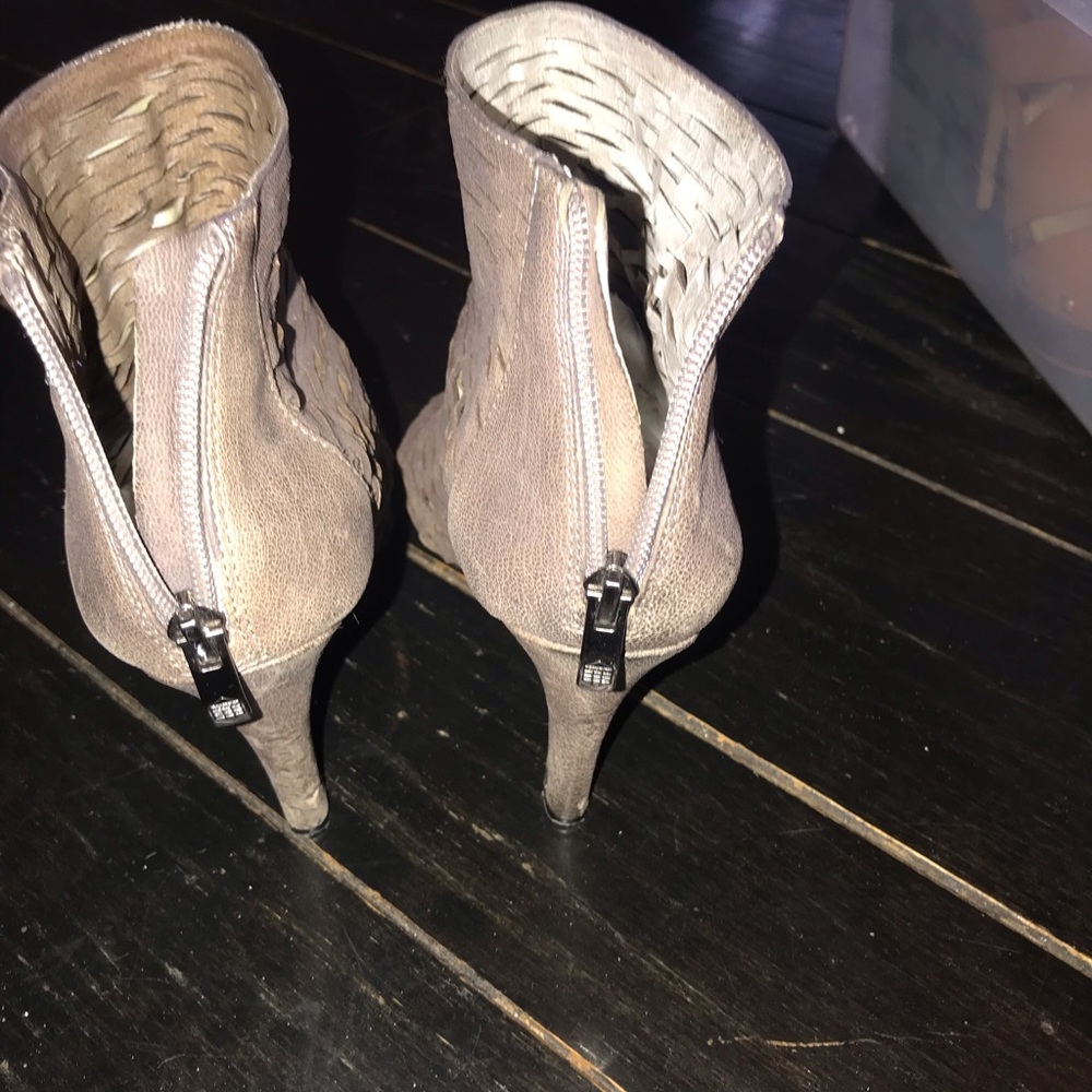 Versatile Anklet - Picture 2 of 4